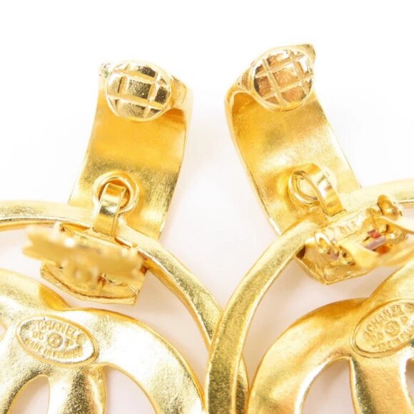 CHANEL CC Logos Round Dangle Earrings Gold Tone 96P Auth n1143 - Picture 5 of 6